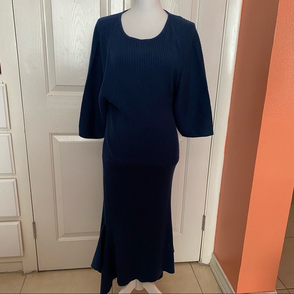 Slinky Brand Dresses & Skirts - Slink woman’s long sweater dress 0